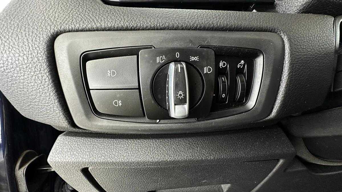 bmw-serie-2-216d-active-tourer-2015-diesel-1496cc