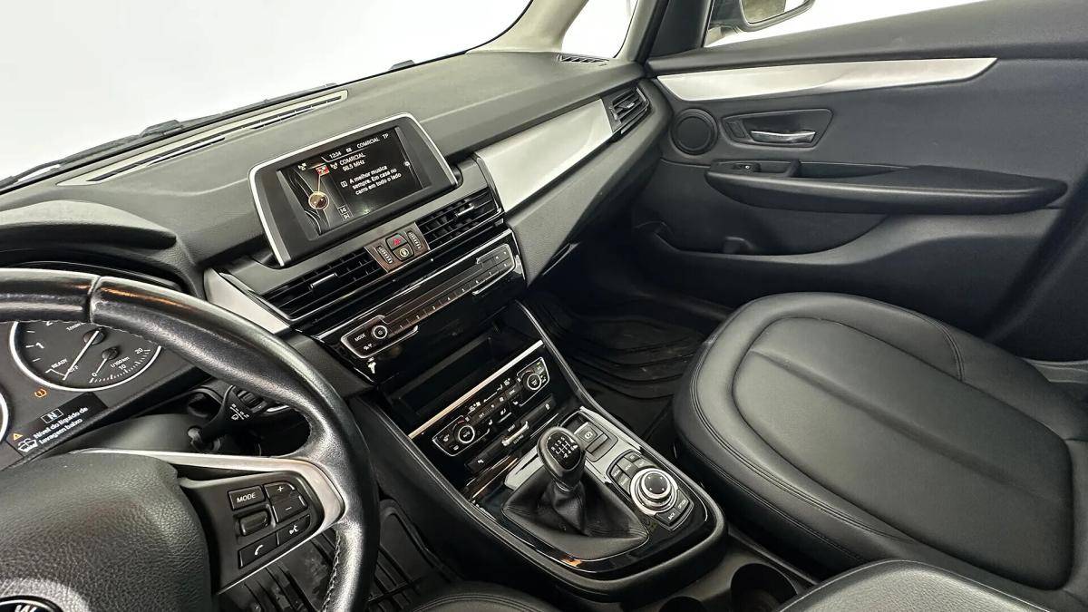 bmw-serie-2-216d-active-tourer-2015-diesel-1496cc