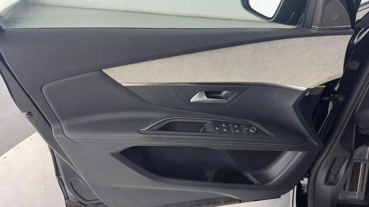 peugeot-3008-2021-hibrido-a-gasolina-1598cc