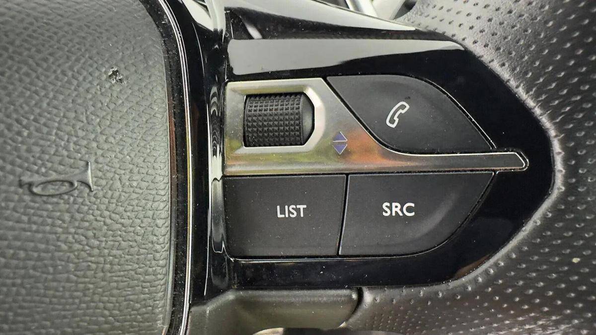 peugeot-3008-2021-hibrido-a-gasolina-1598cc