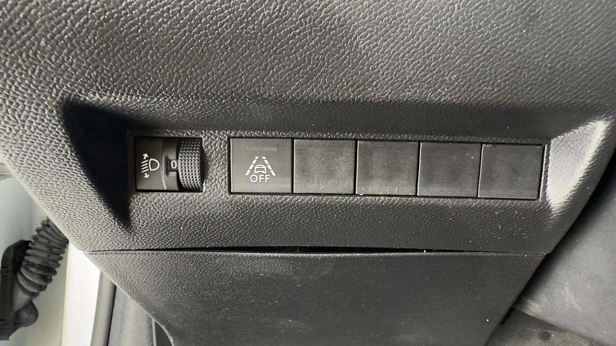 peugeot-e-208-2020-eletrico-0cc