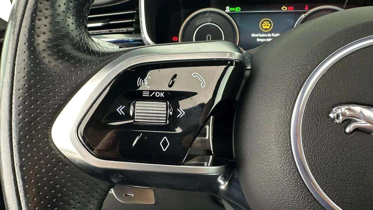 jaguar-f-pace-2022-hibrido-a-gasolina-1997cc