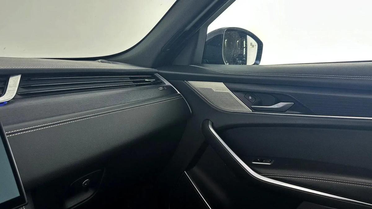 jaguar-f-pace-2022-hibrido-a-gasolina-1997cc