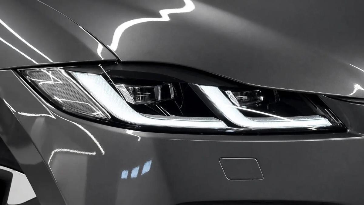 jaguar-f-pace-2022-hibrido-a-gasolina-1997cc