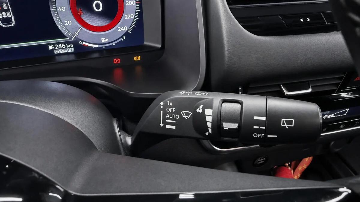 nissan-qashqai-2023-hibrido-a-gasolina-1498cc