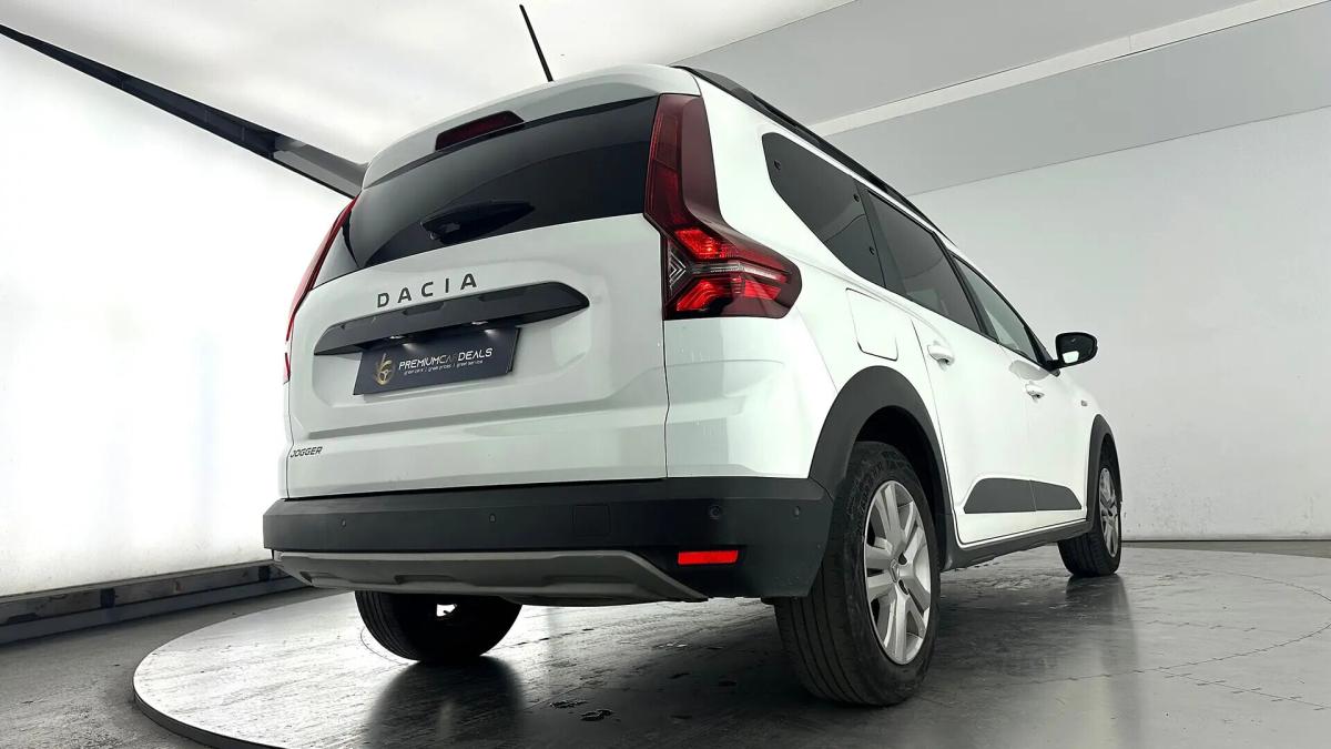 dacia-jogger-2023-gpl-999cc