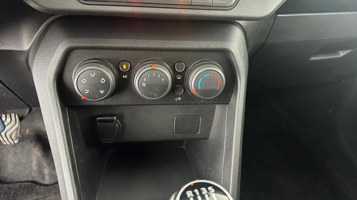 dacia-jogger-2023-gpl-999cc