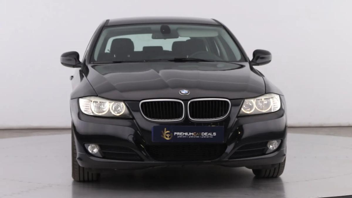 bmw-serie-3-318d-touring-2011-diesel-1995cc
