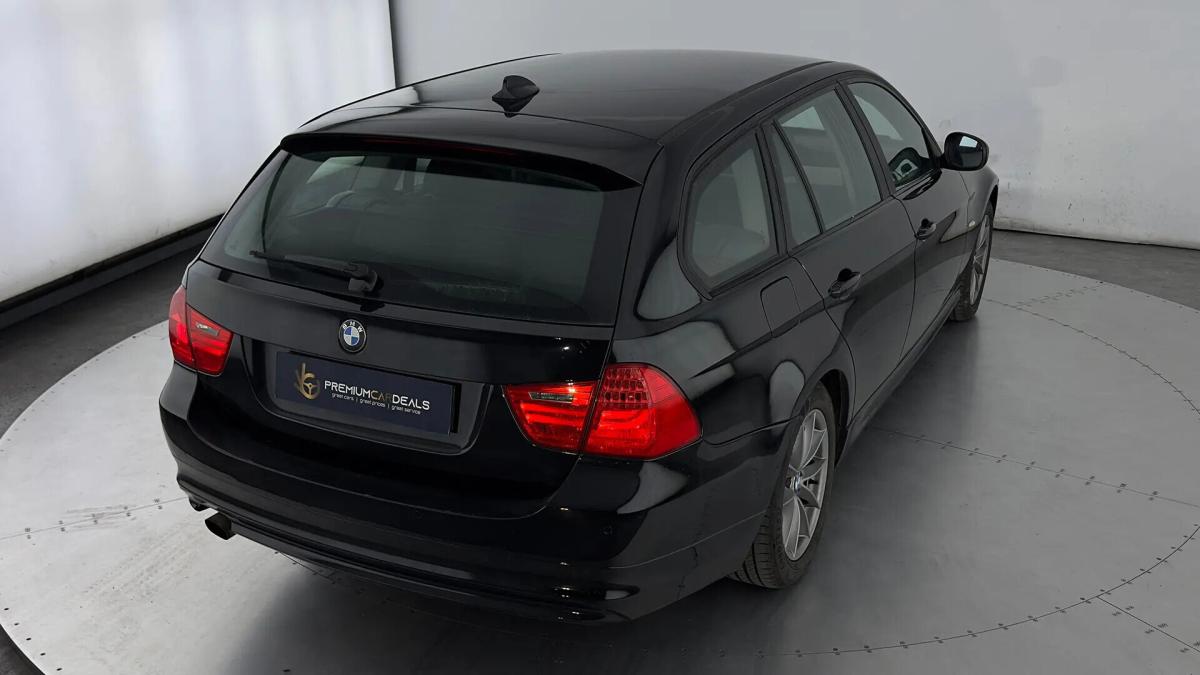 bmw-serie-3-318d-touring-2011-diesel-1995cc