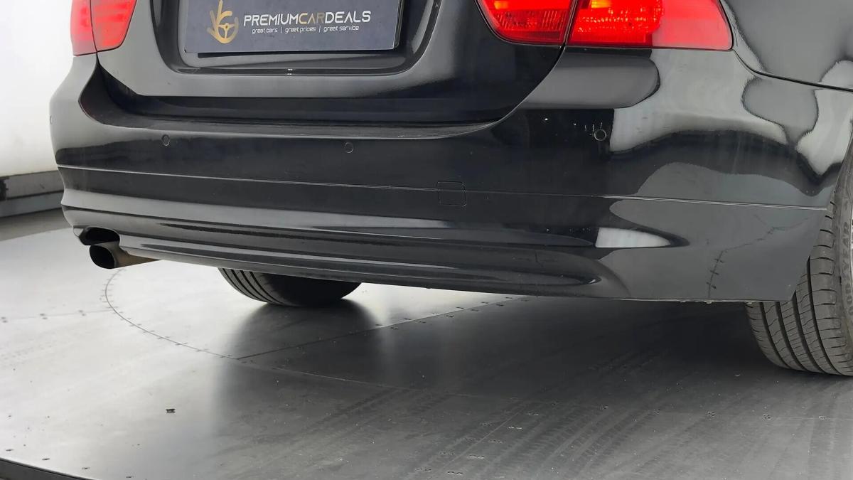 bmw-serie-3-318d-touring-2011-diesel-1995cc