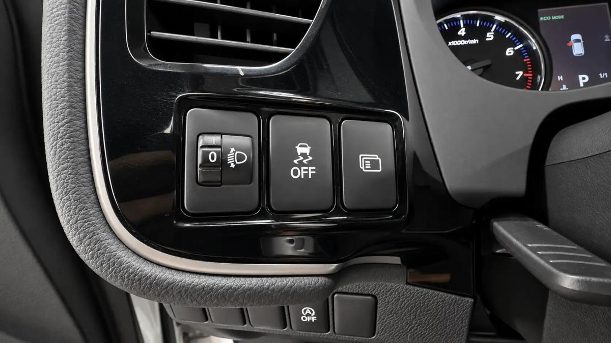 mitsubishi-outlander-2021-gasolina-1998cc