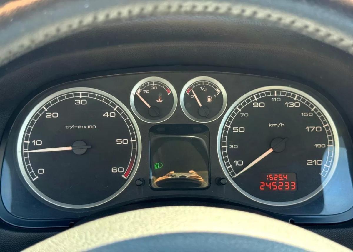 peugeot-307-2005-diesel-1560cc