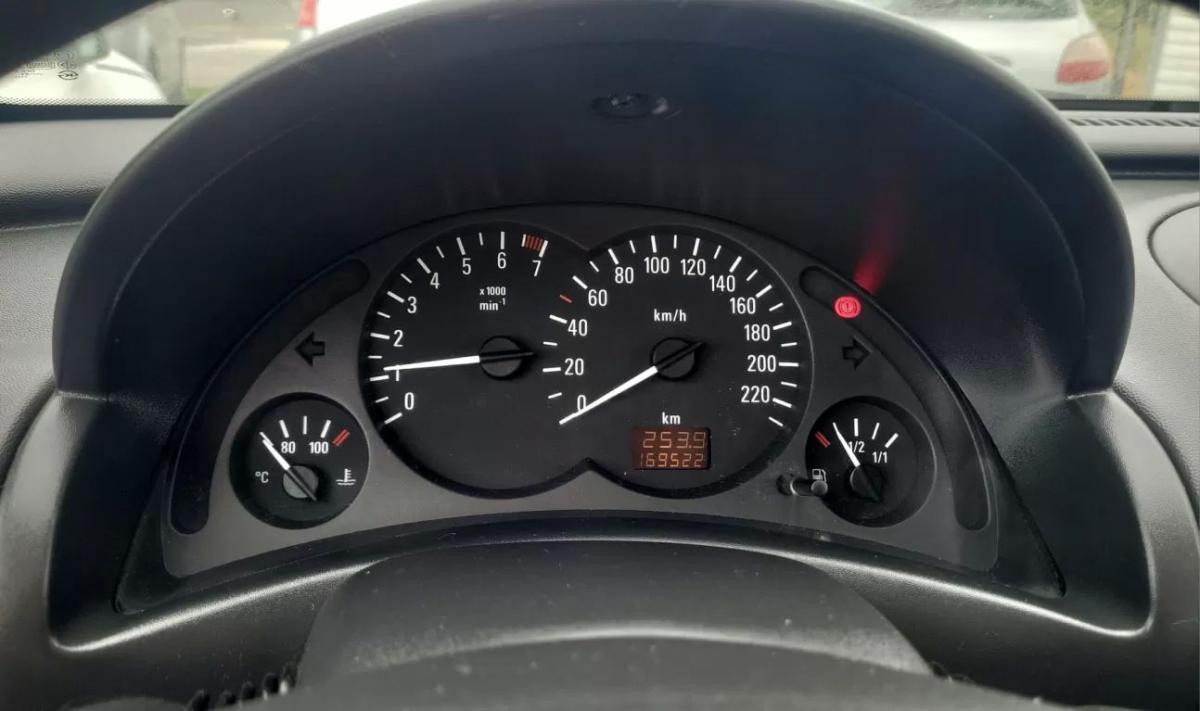 opel-corsa-2001-gasolina-973cc