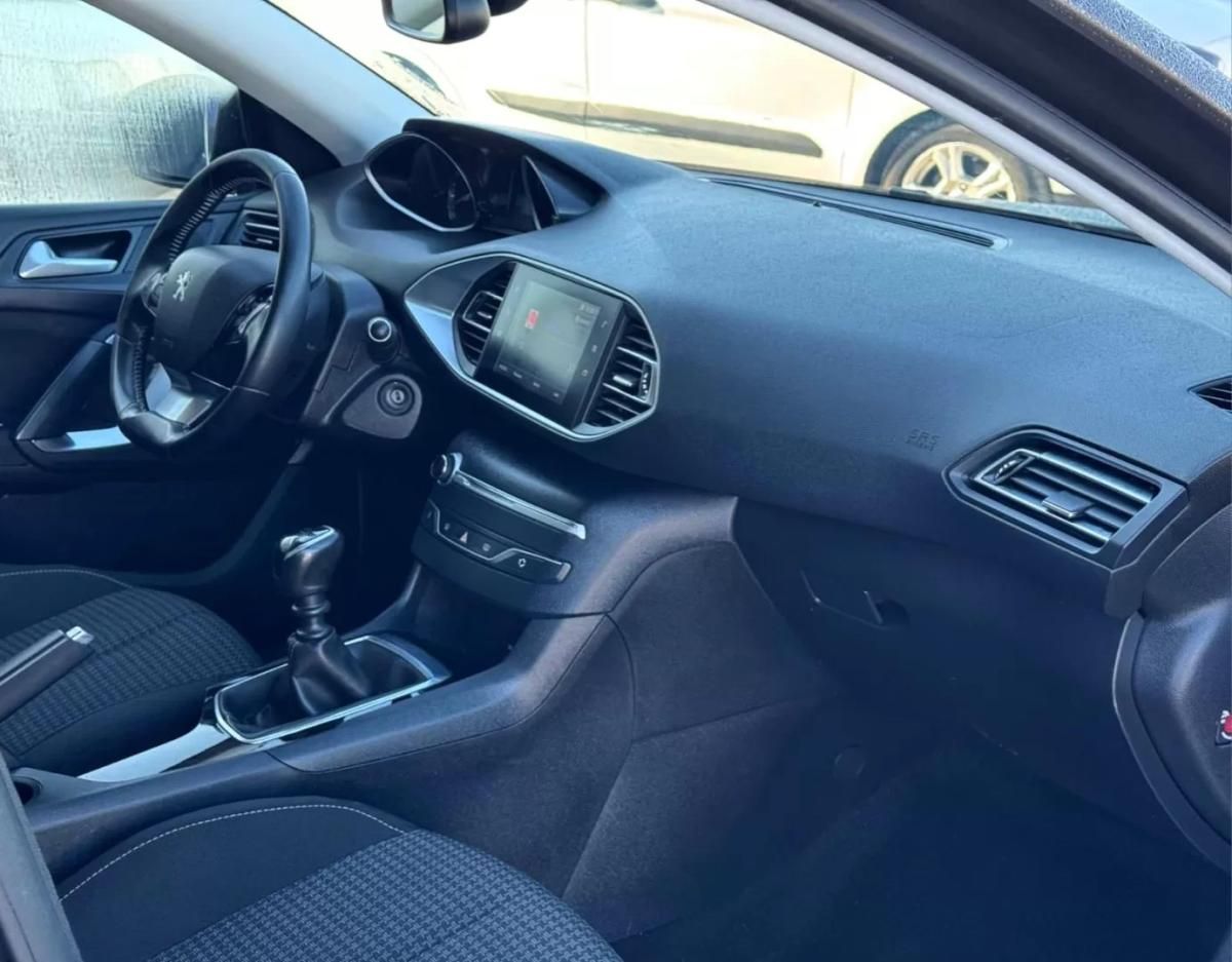 peugeot-308-2019-diesel-1499cc