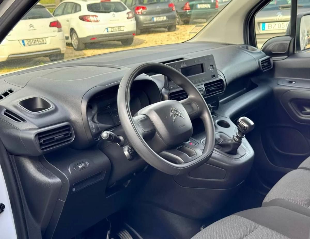citroen-berlingo-2022-diesel-1499cc