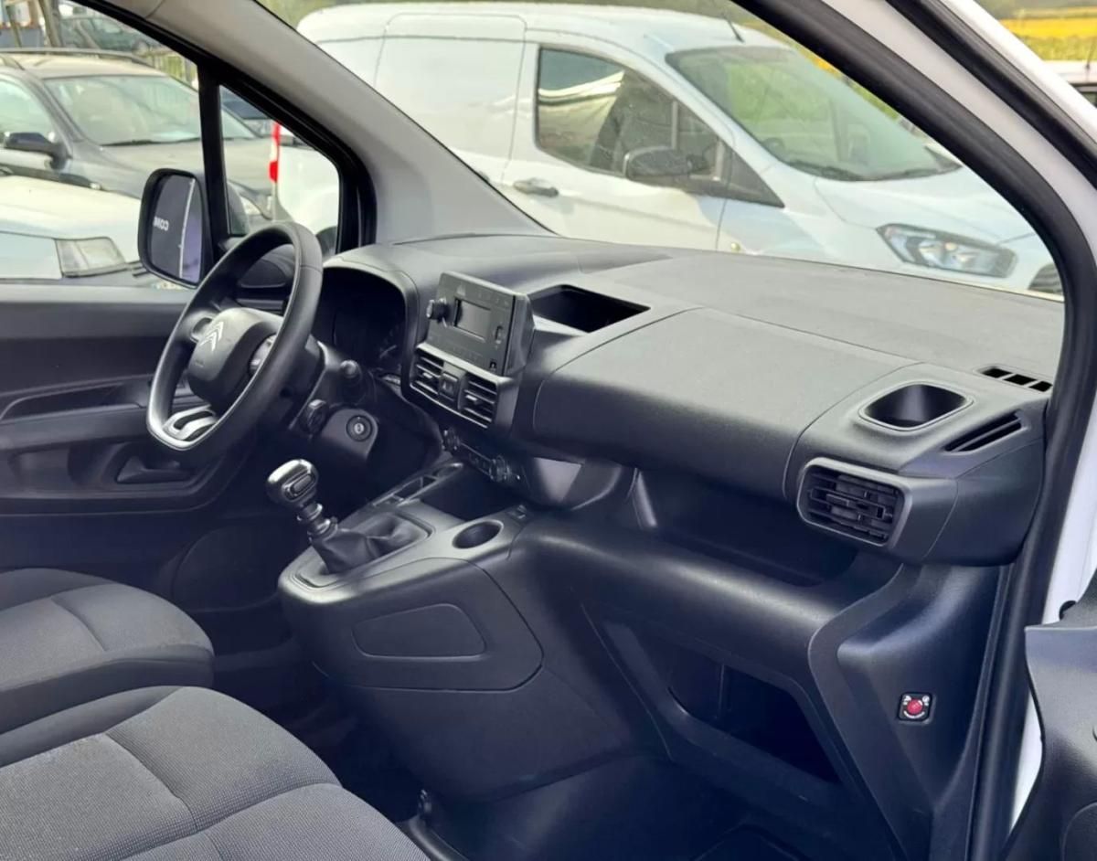 citroen-berlingo-2022-diesel-1499cc