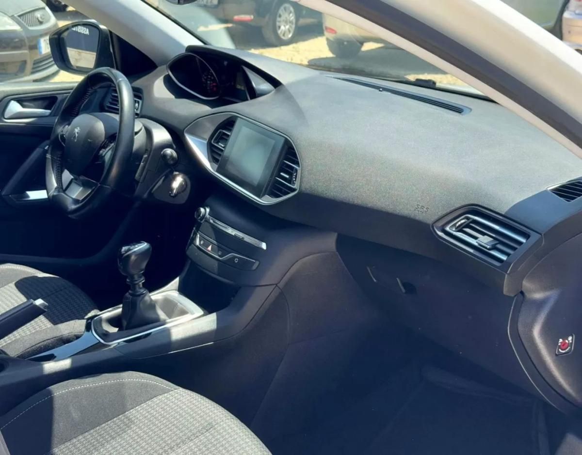 peugeot-308-2019-diesel-1499cc