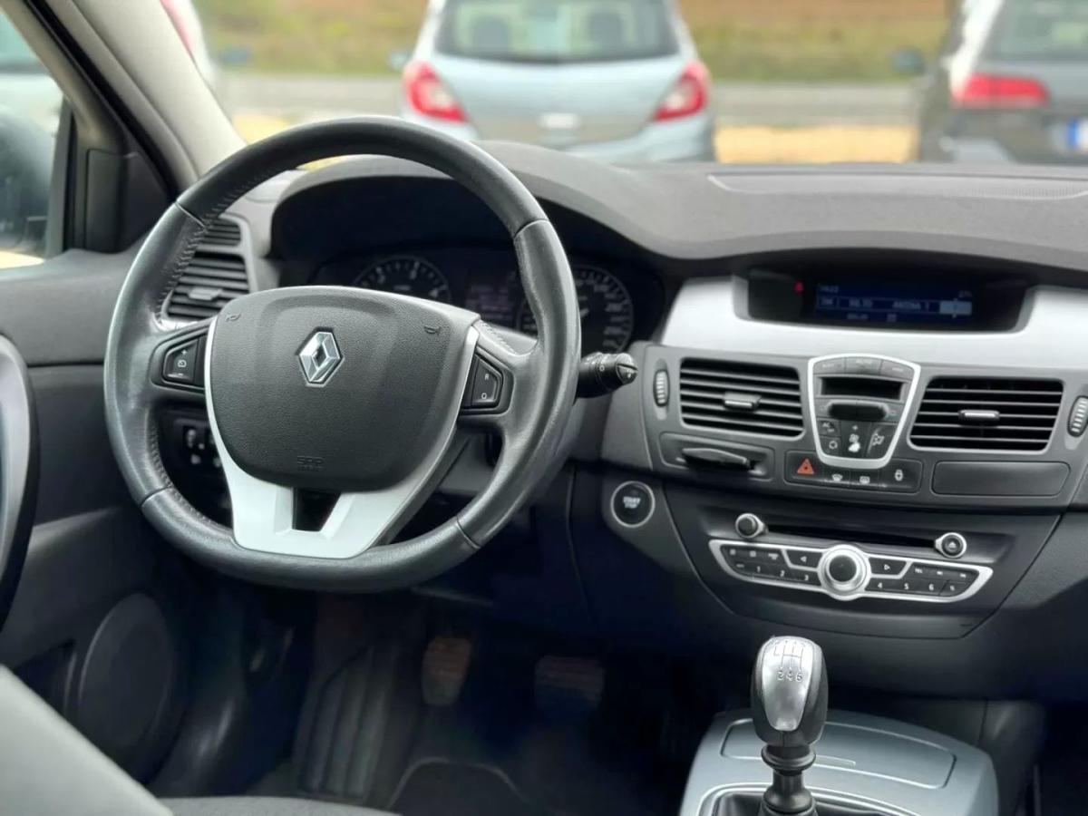 renault-laguna-break-2009-diesel-1461cc