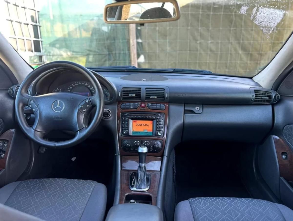 mercedes-benz-classe-c-2004-diesel-2685cc