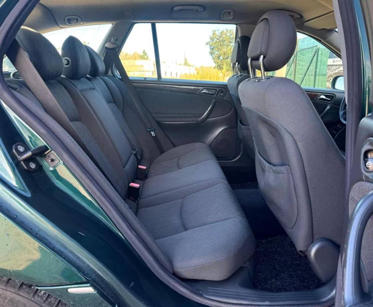 mercedes-benz-classe-c-2004-diesel-2685cc