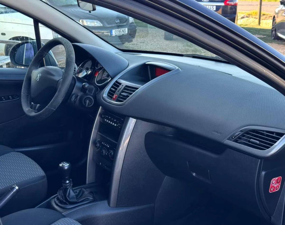 peugeot-207-2010-diesel-1398cc