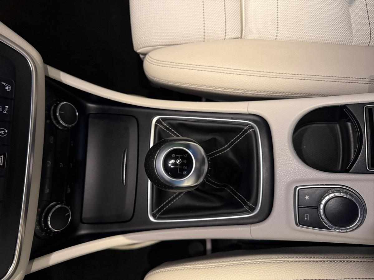 mercedes-benz-gla-200-cdi-2016-diesel-2143cc