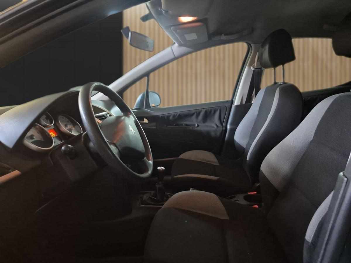 peugeot-207-1-4-hdi-2007-diesel-1398cc