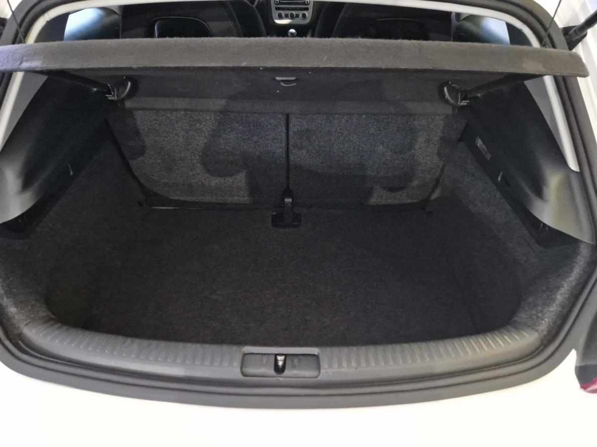 volkswagen-scirocco-2-0-tdi-2013-diesel-1968cc