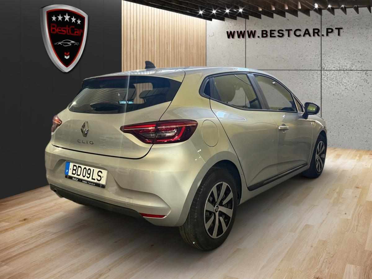 renault-clio-1-0-tce-2023-gasolina-999cc