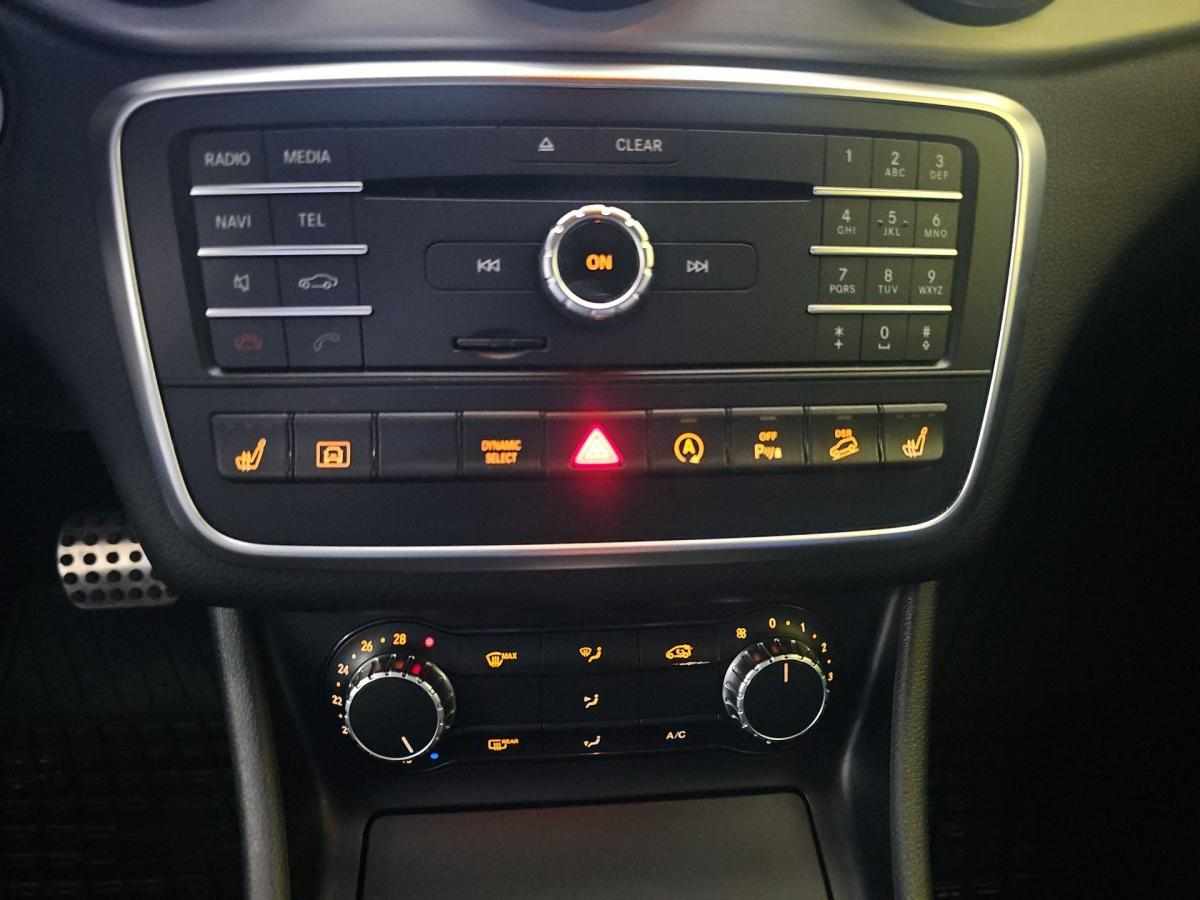 mercedes-benz-gla-220-d-4matic-2016-diesel-2143cc