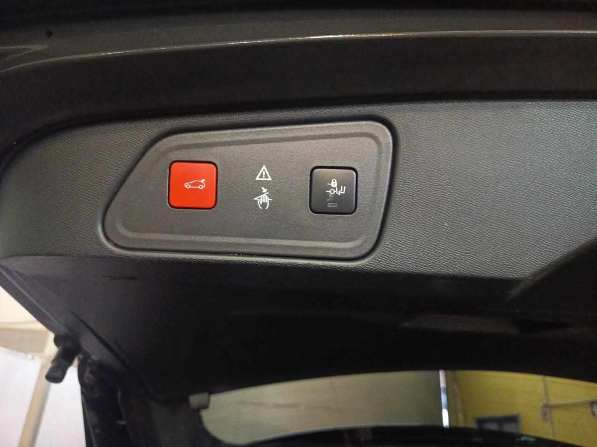 peugeot-3008-1-5-bluehdi-2018-diesel-1499cc