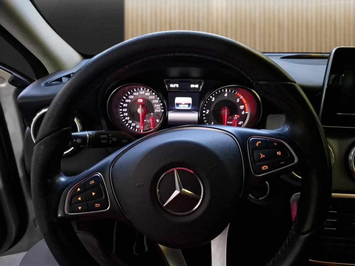 mercedes-benz-gla-180-cdi-2017-diesel-1461cc