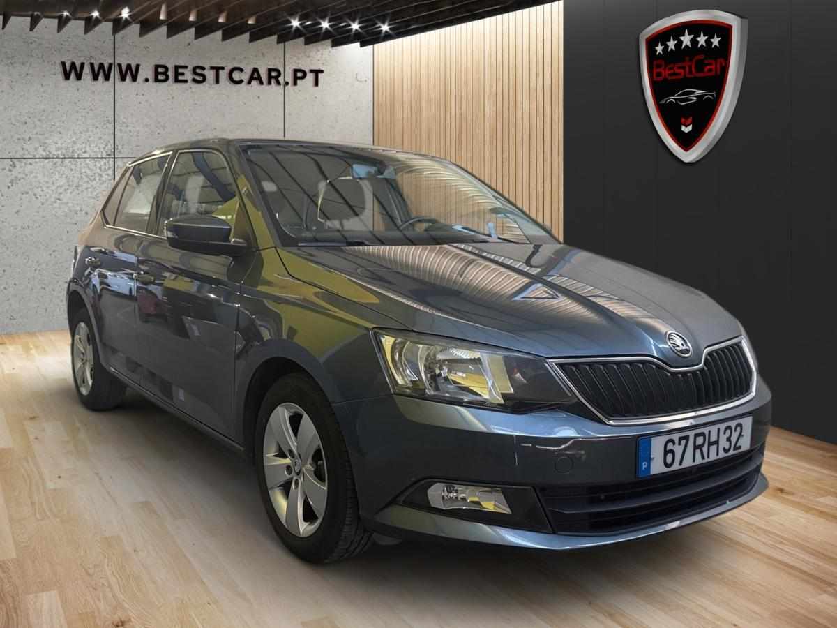 skoda-fabia-1-0-mpi-2016-gasolina-999cc