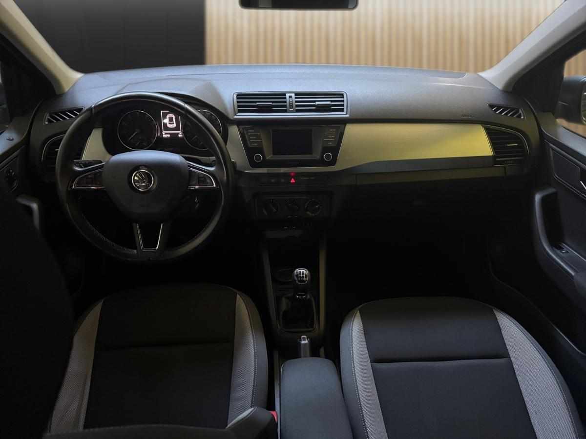 skoda-fabia-1-0-mpi-2016-gasolina-999cc