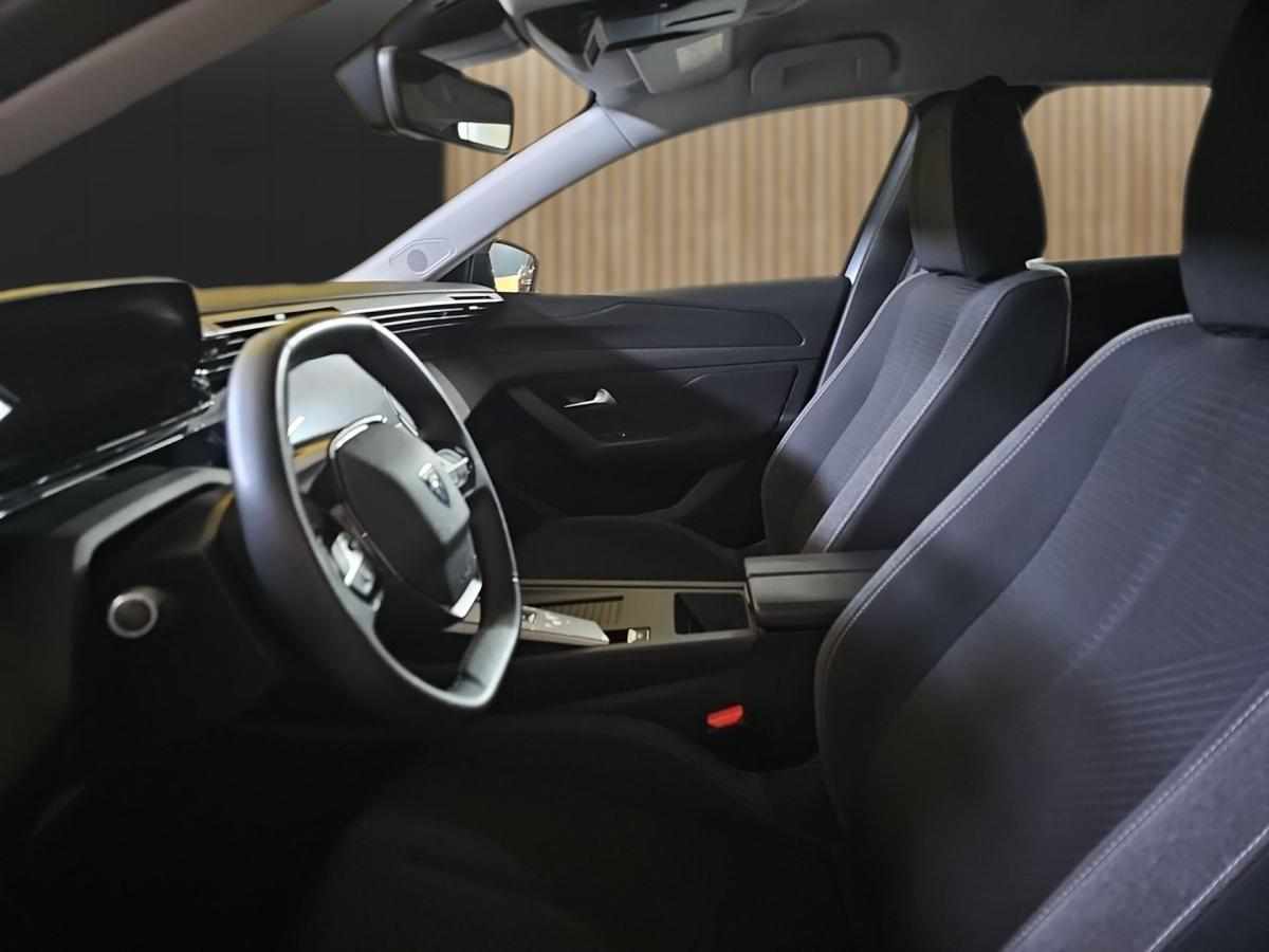 peugeot-308-1-5-bluehdi-2023-diesel-1499cc