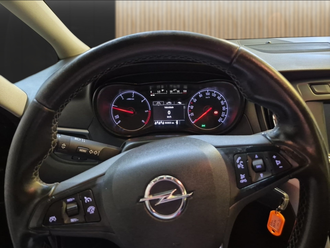 opel-zafira-1-6-cdti-2017-diesel-1598cc