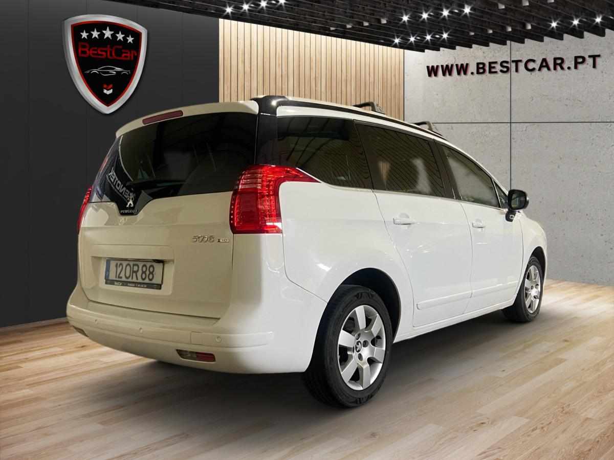 peugeot-5008-1-6-e-hdi-fap-2014-diesel-1560cc