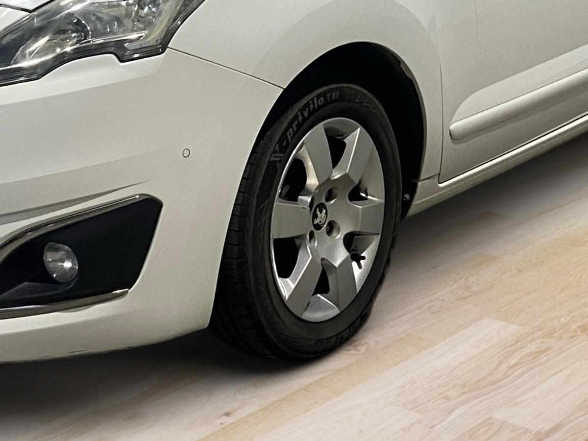 peugeot-5008-1-6-e-hdi-fap-2014-diesel-1560cc