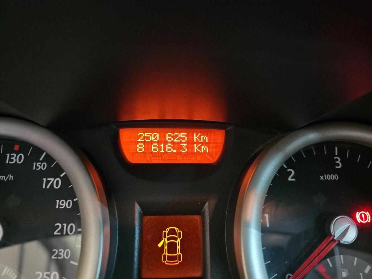 renault-megane-1-5-dci-2005-diesel-1461cc