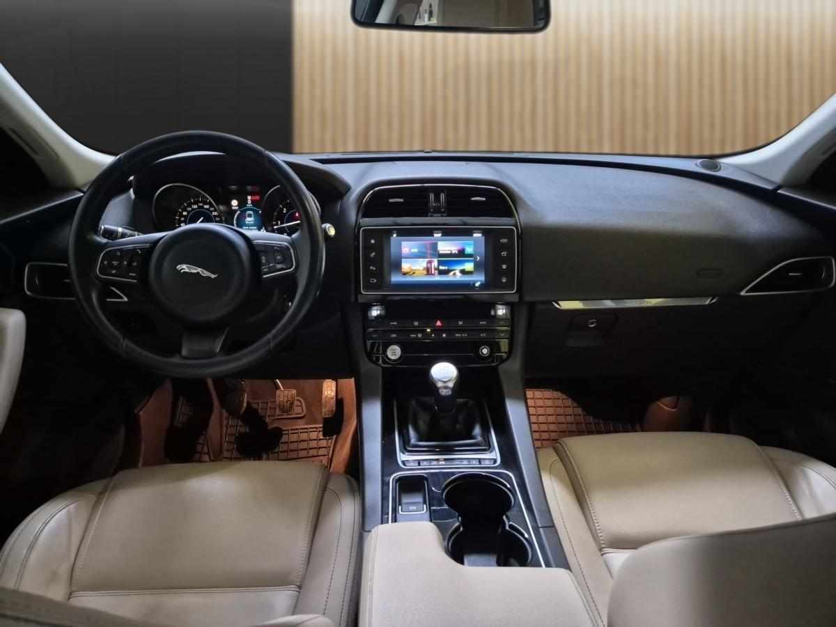 jaguar-f-pace-20d-2016-diesel-1999cc