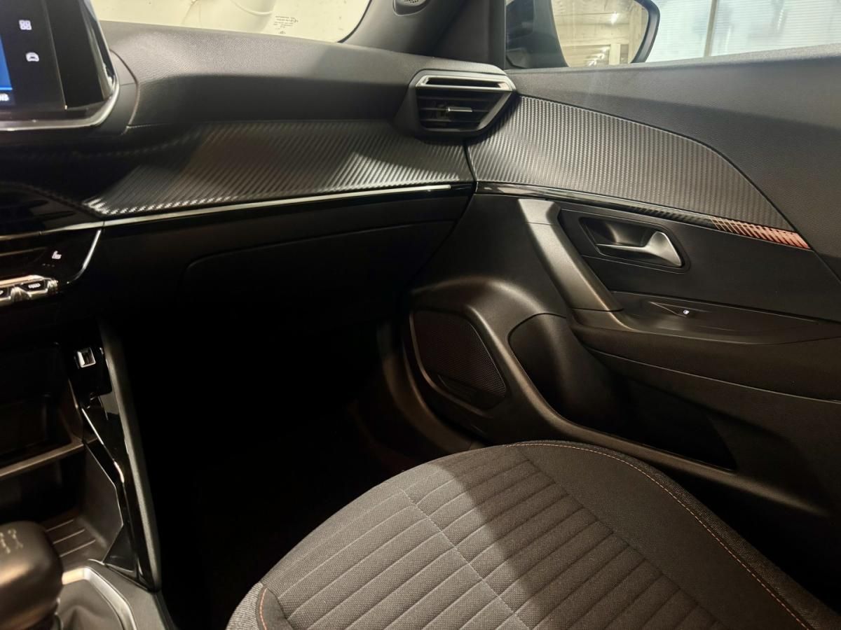 peugeot-2008-2023-gasolina-1199cc
