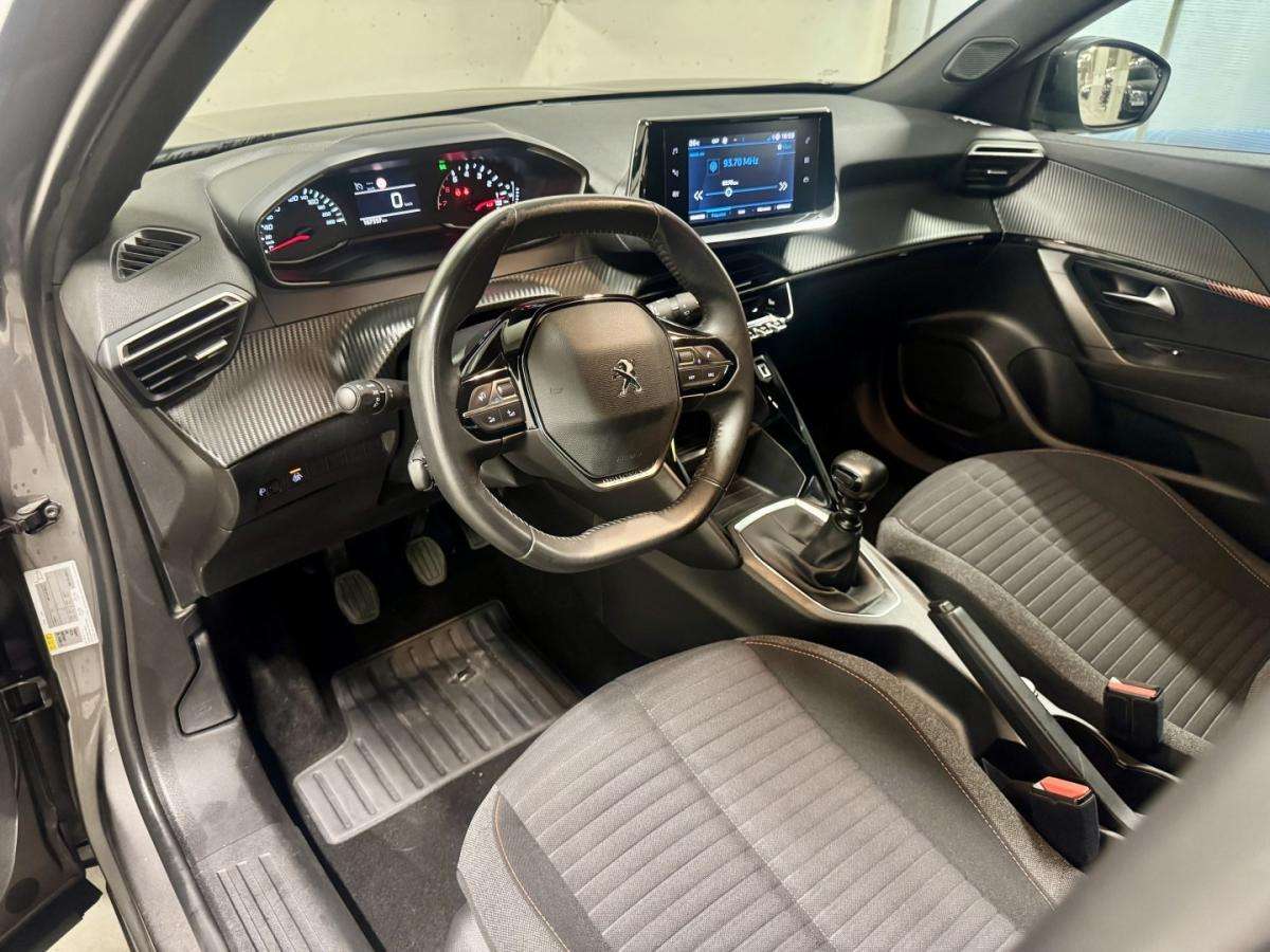 peugeot-2008-2023-gasolina-1199cc
