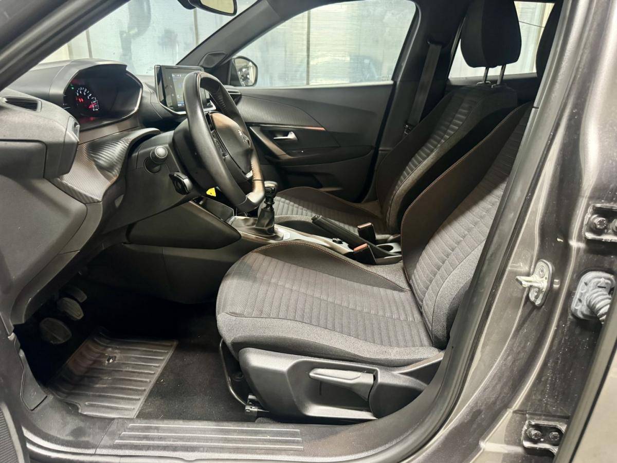 peugeot-2008-2023-gasolina-1199cc