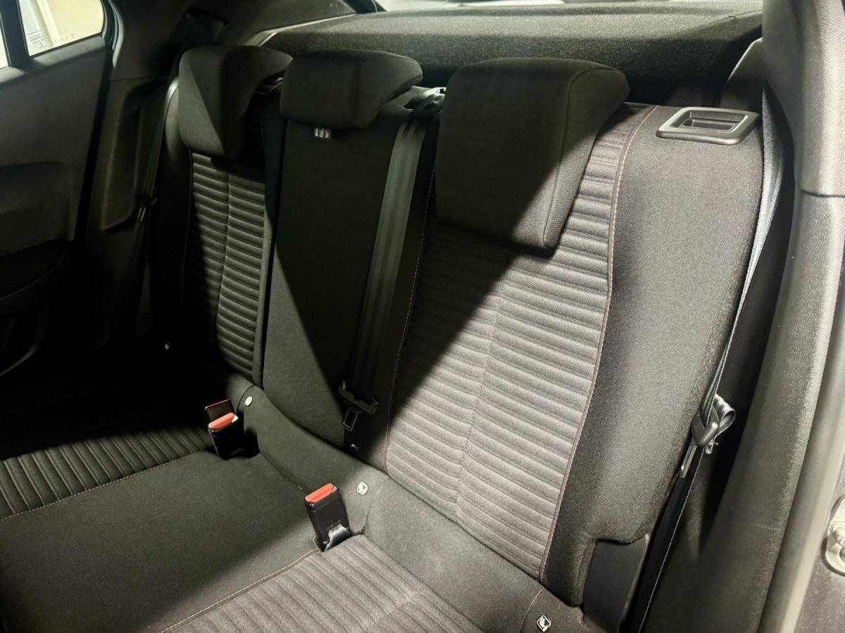 peugeot-2008-2023-gasolina-1199cc