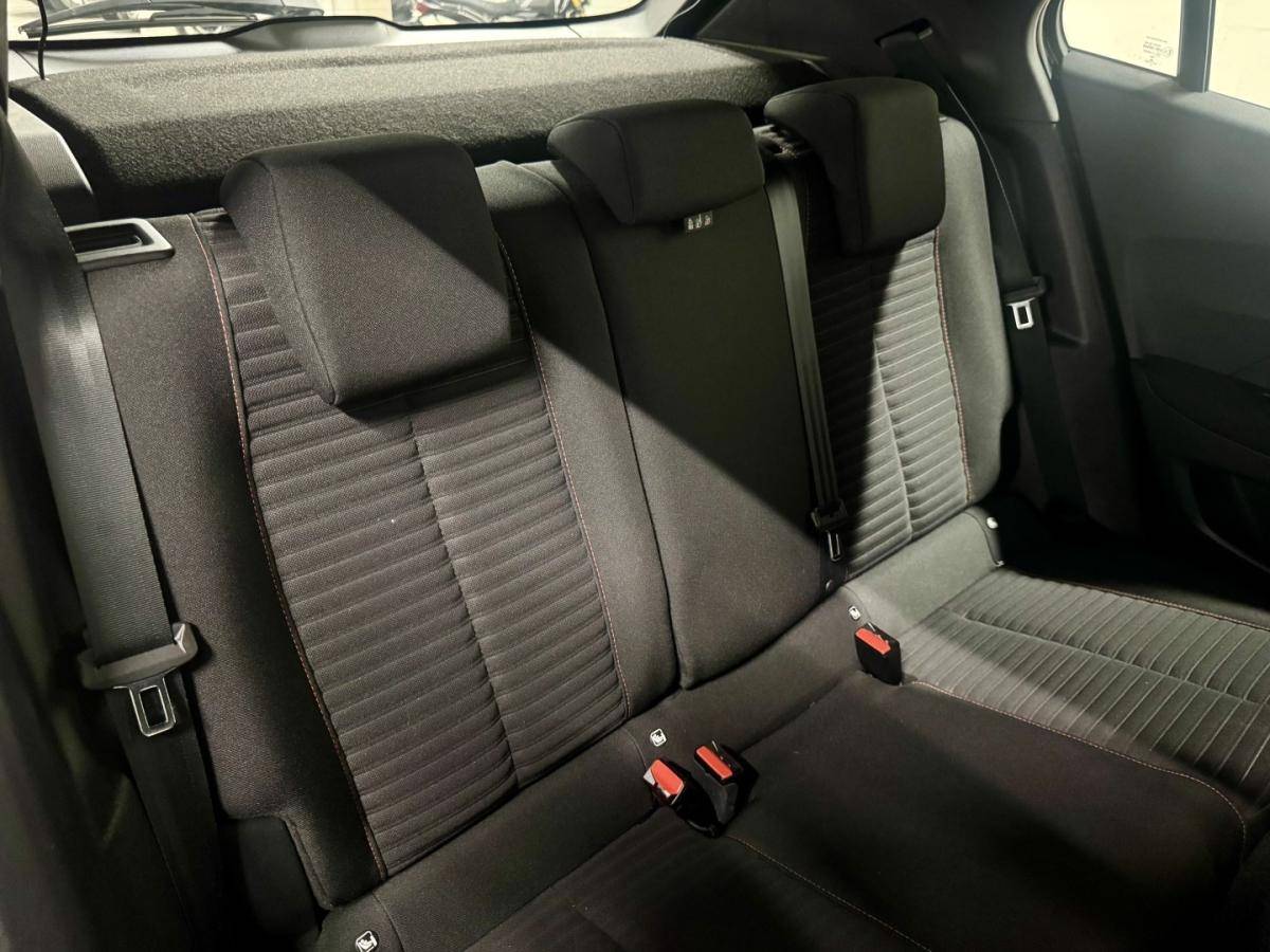 peugeot-2008-2023-gasolina-1199cc
