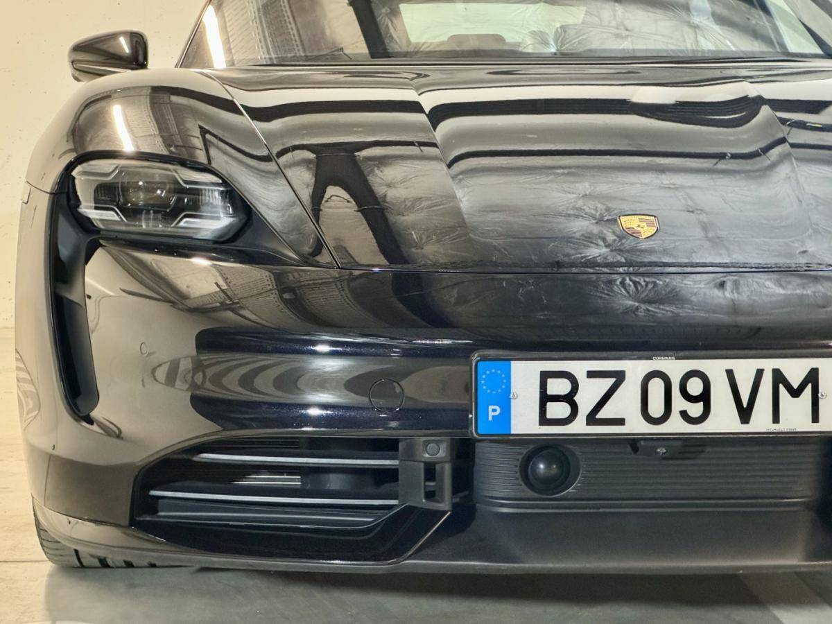 porsche-taycan-2020-eletrico-0cc