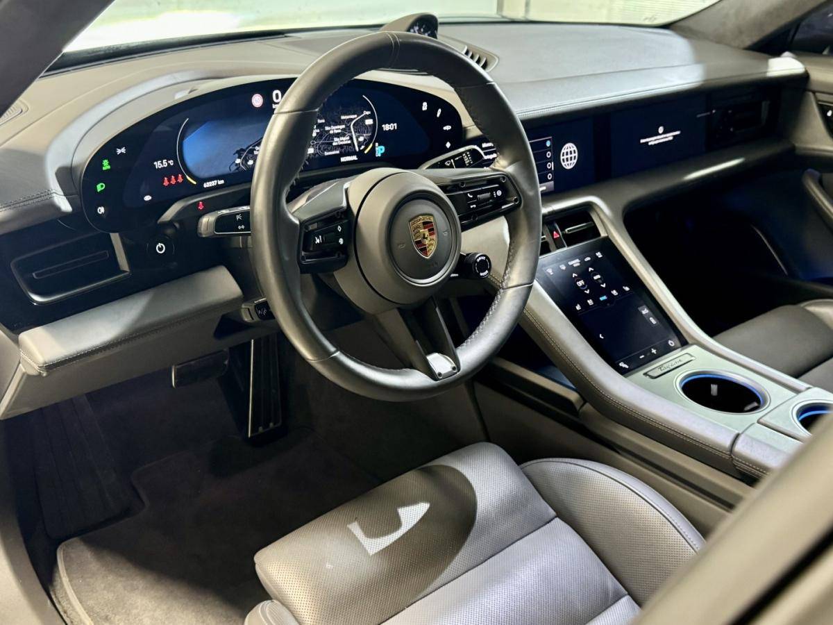 porsche-taycan-2020-eletrico-0cc