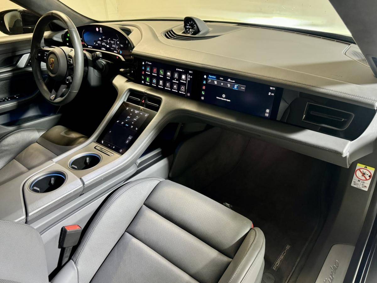 porsche-taycan-2020-eletrico-0cc
