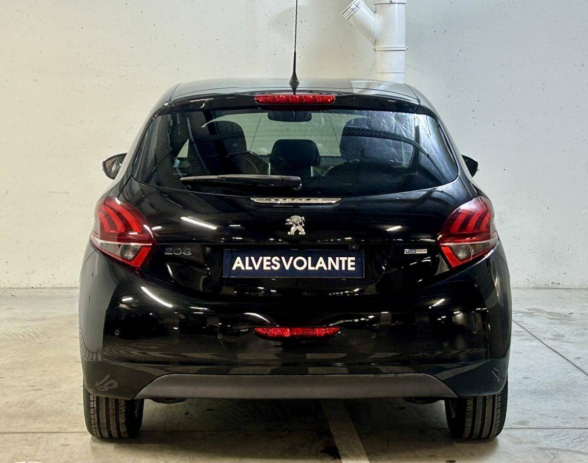 peugeot-208-2017-gasolina-1199cc