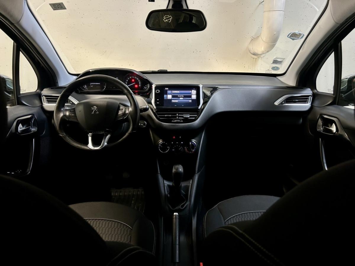 peugeot-208-2017-gasolina-1199cc